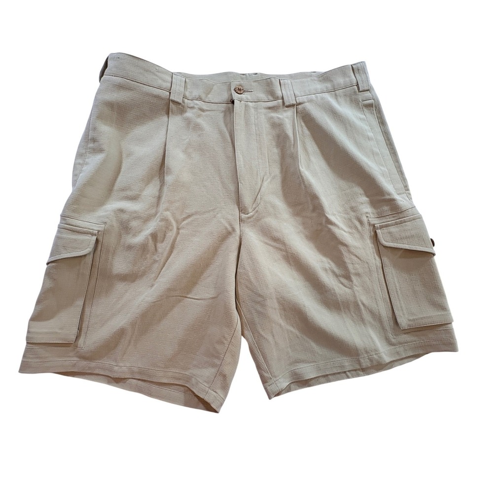 Caribbean Roundtree & Yorke Cargo Shorts Mens 36 Khaki 100% Silk Pleated Casual
